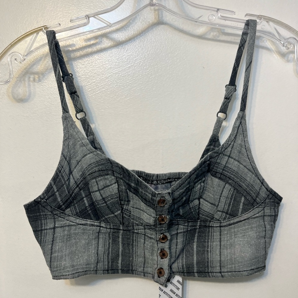 3/$25 NWT plaid Urban Outfitters crop top with buttons
